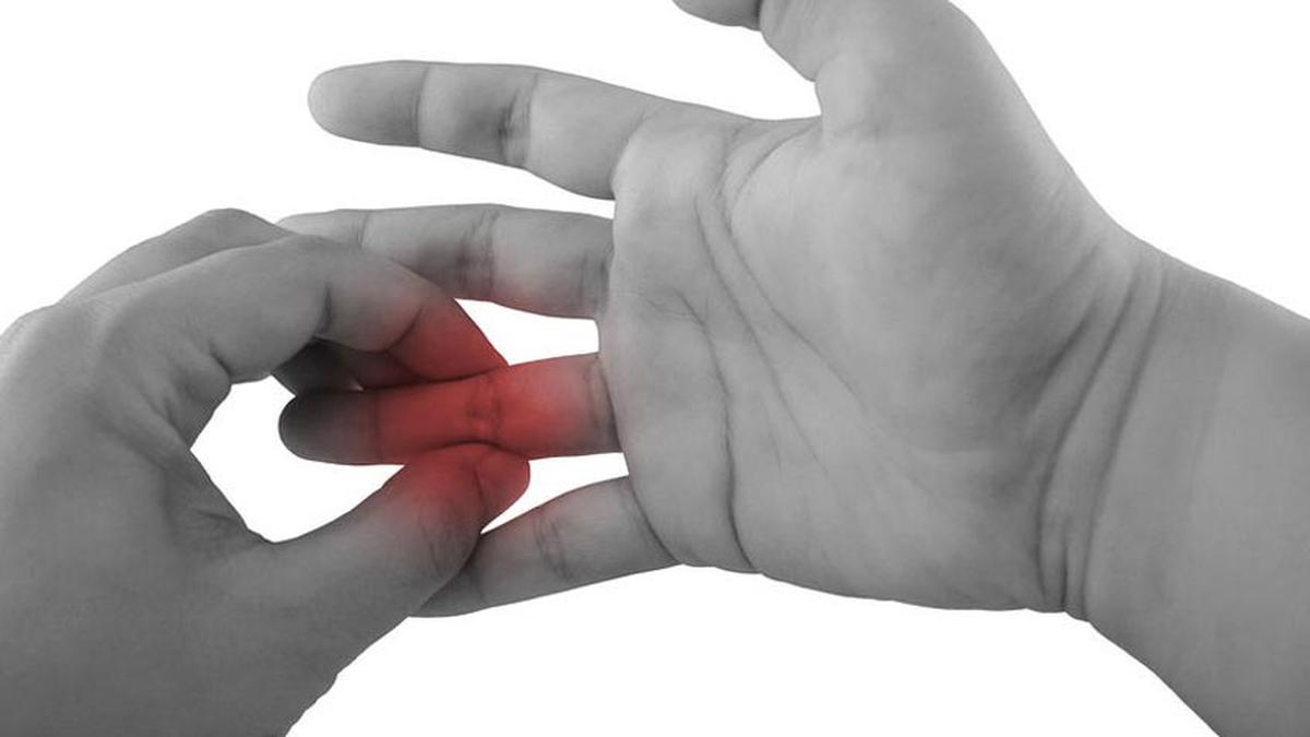 Panduan Lengkap Mengatasi Jari Tangan Kaku: Penyebab, Gejala, dan Solusinya