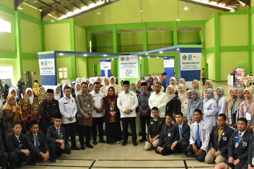 Masuk UI hingga Jadi Juara Olimpiade Matematika