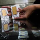 Pecah Rekor Baru Lagi, Harga Emas Antam Tembus Rp2,239 Juta per Gram