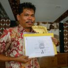 Penampakan Ijazah Jokowi di KPU DKI Jakarta, Sama dengan yang Beredar di Media Sosial