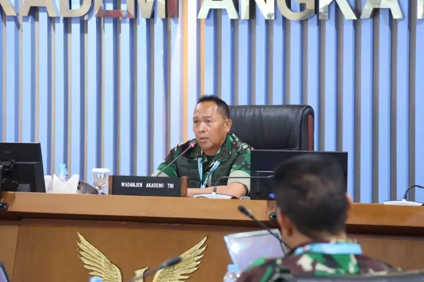 Profil Marsda TNI Fachrizet, Jebolan AAU 1991