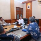 Rapat Internal Bareng Wali Kota Surakarta, Wamendagri Ingin APBD Lebih Sehat