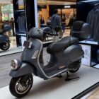Vespa Officina 8 Diluncurkan, Tampilan Klasik Habis Bodi Asli Besi