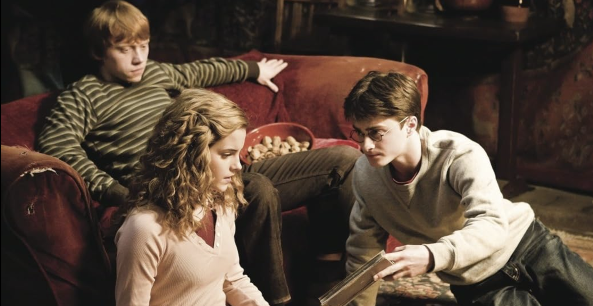 Daniel Radcliffe Ungkap Obrolan Emosional dengan Emma Watson dan Rupert Grint soal Serial Baru Harry Potter