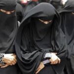 Hukum Salat Memakai Cadar, Begini Penjelasan Ulama dan 4 Mazhab