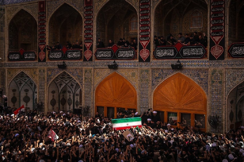 Ayatollah Ali Khamenei Akan Dikuburkan Hari Ini di Tengah Serangan AS terhadap Iran
